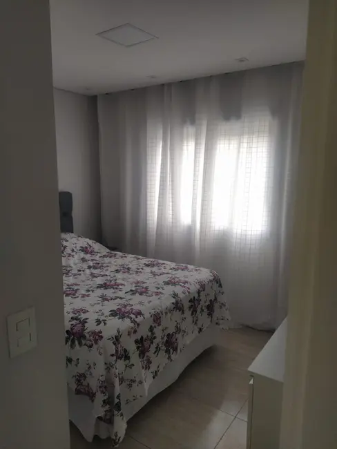 Apartamento com 2 quartos à venda, 50m2 em Jardim Roberto, Osasco - SP - imagem 5 Foto 5 de Apartamento com 2 quartos à venda, 50m2 em Jardim Roberto, Osasco - SP