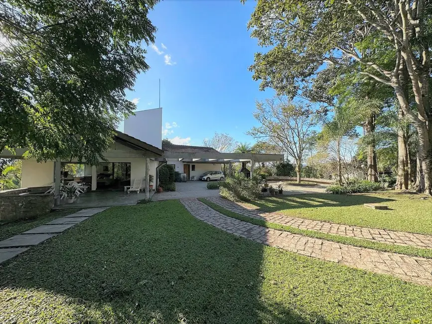Casa de Condomínio com 3 quartos à venda, 435m2 em Chácara dos Junqueiras, Carapicuiba - SP - imagem 4 Foto 4 de Casa de Condomínio com 3 quartos à venda, 435m2 em Chácara dos Junqueiras, Carapicuiba - SP