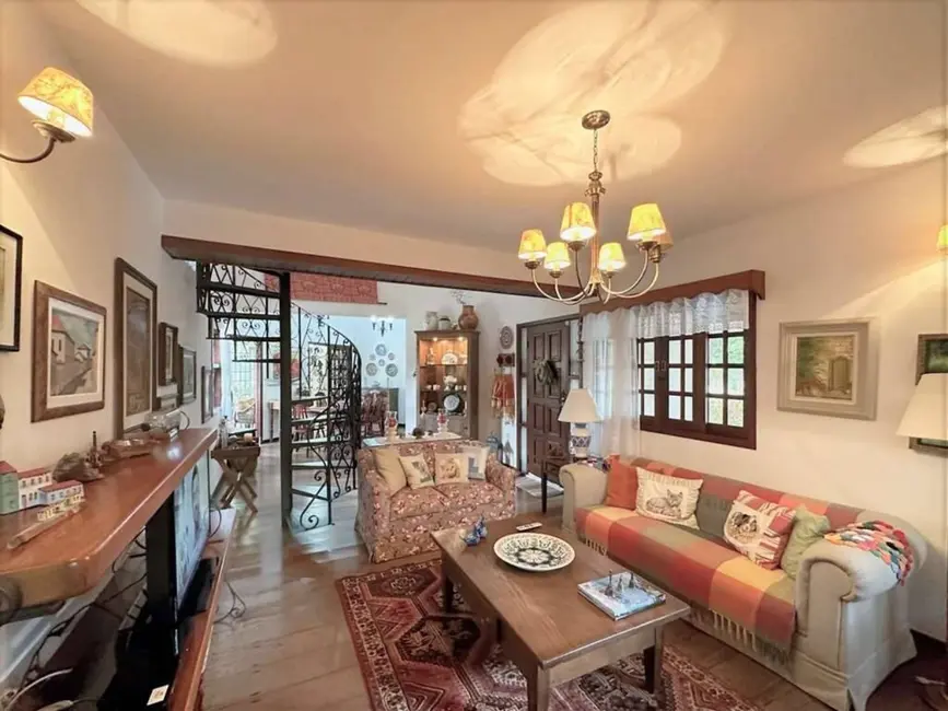 Foto 9 de Casa de Condomínio com 3 quartos à venda, 311m2 em Ibiuna - SP