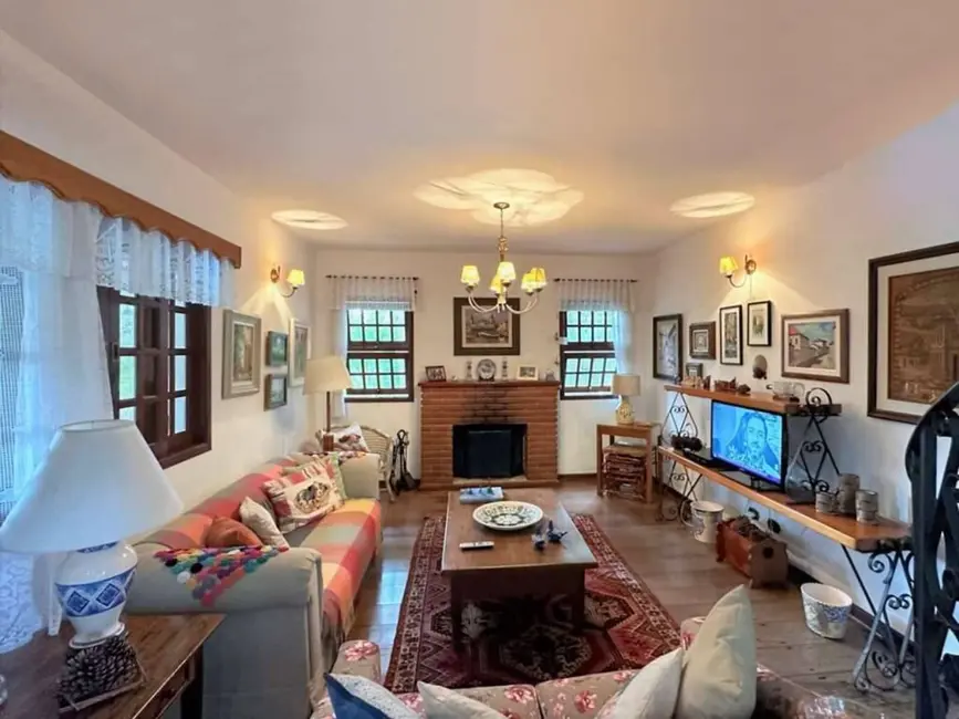 Foto 6 de Casa de Condomínio com 3 quartos à venda, 311m2 em Ibiuna - SP