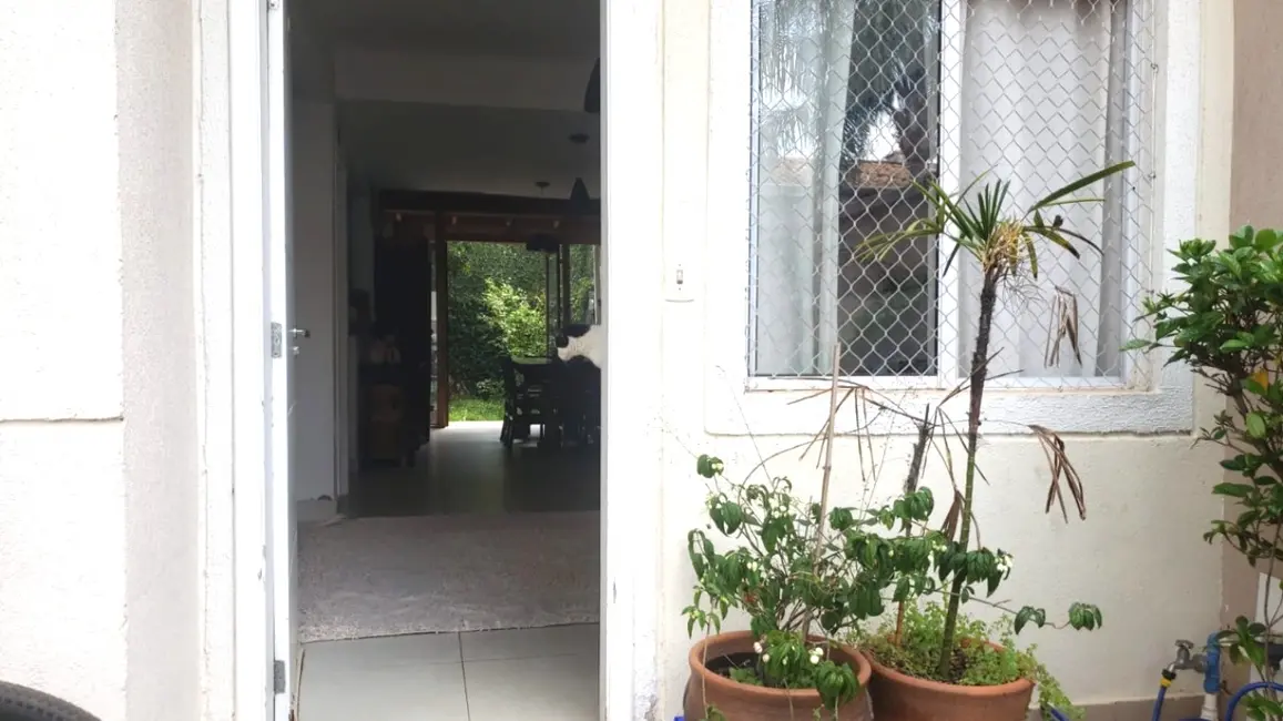 Foto 3 de Casa de Condomínio com 3 quartos à venda, 110m2 em Cotia - SP