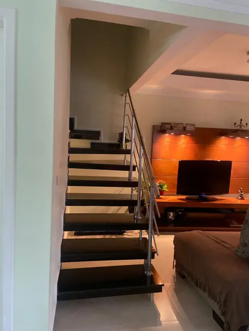 Foto 2 de Casa de Condomínio com 4 quartos à venda, 110m2 em Cotia - SP