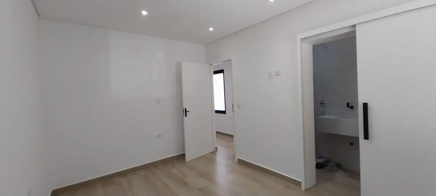 Foto 14 de Casa com 2 quartos para alugar, 150m2 em Presidente Altino, Osasco - SP