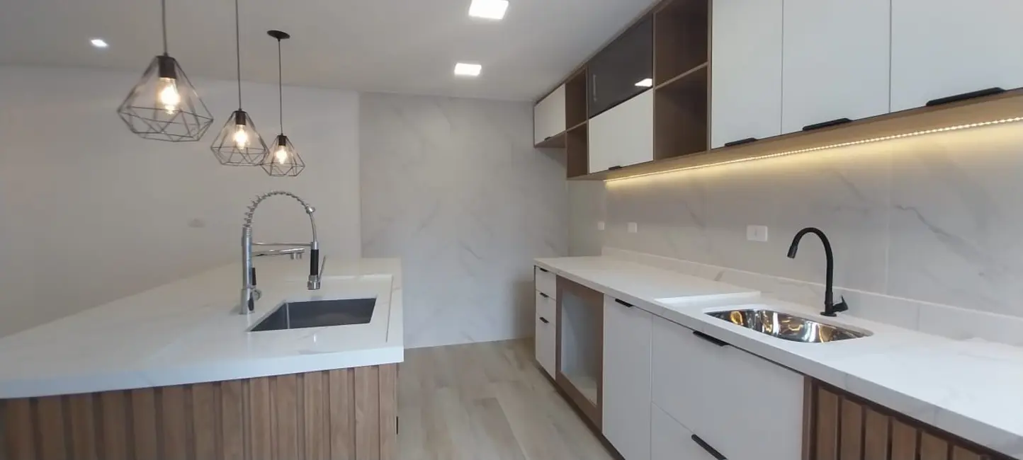 Casa com 2 quartos para alugar, 150m2 em Presidente Altino, Osasco - SP - imagem 4 Foto 4 de Casa com 2 quartos para alugar, 150m2 em Presidente Altino, Osasco - SP