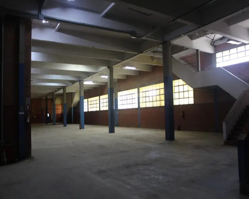 Armazém / Galpão para alugar, 1600m2 em Presidente Altino, Osasco - SP - imagem 9 Foto 9 de Armazém / Galpão para alugar, 1600m2 em Presidente Altino, Osasco - SP
