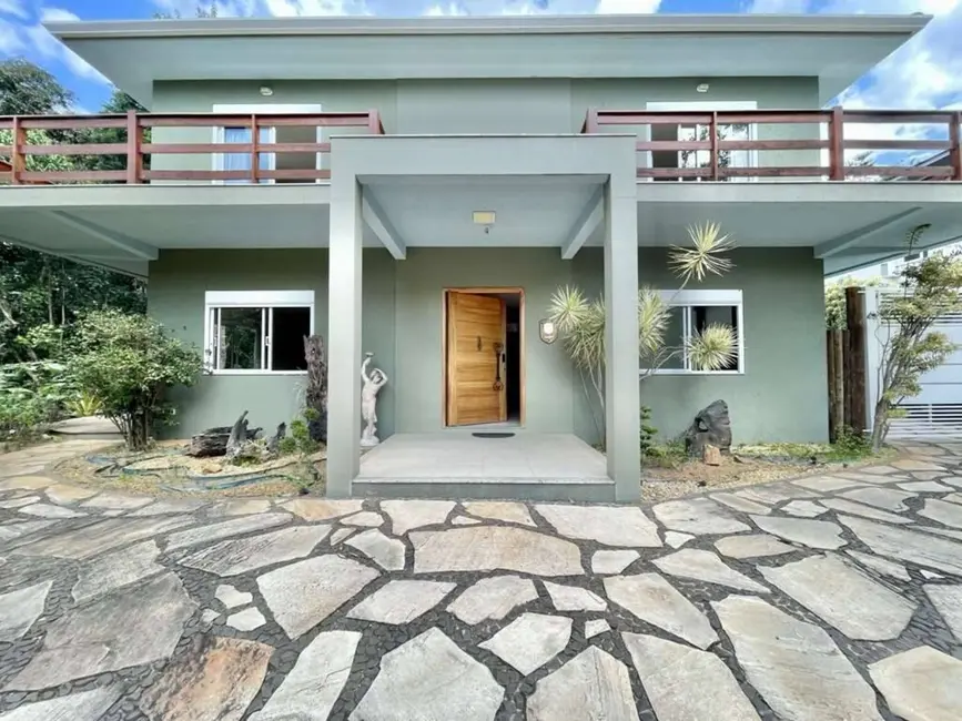 Foto 3 de Casa de Condomínio com 4 quartos para alugar, 3240m2 em Chácaras São Carlos, Cotia - SP