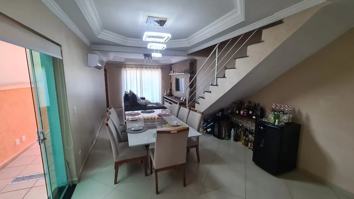 Foto 3 de Casa com 3 quartos à venda, 214m2 em Bela Vista, Osasco - SP