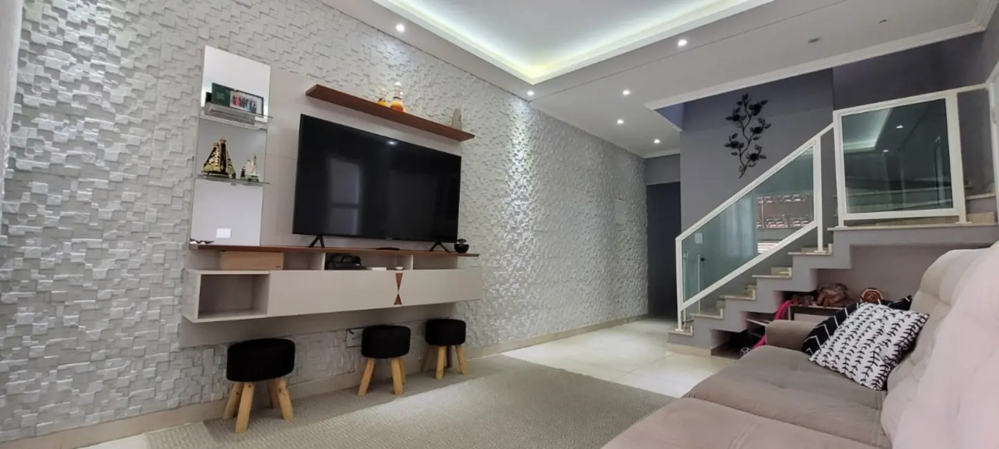 Foto 2 de Casa com 3 quartos à venda, 152m2 em Jardim Sarah, São Paulo - SP