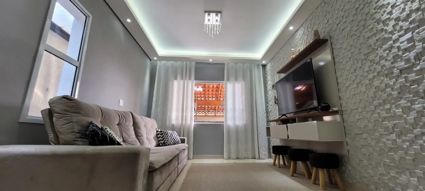 Foto 3 de Casa com 3 quartos à venda, 152m2 em Jardim Sarah, São Paulo - SP