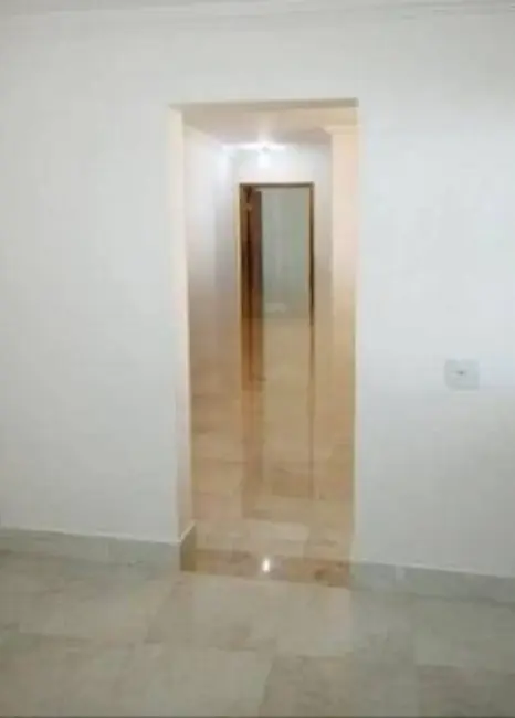 Casa com 1 quarto à venda, 90m2 em Cidade Ariston Estela Azevedo, Carapicuiba - SP - imagem 5 Foto 5 de Casa com 1 quarto à venda, 90m2 em Cidade Ariston Estela Azevedo, Carapicuiba - SP