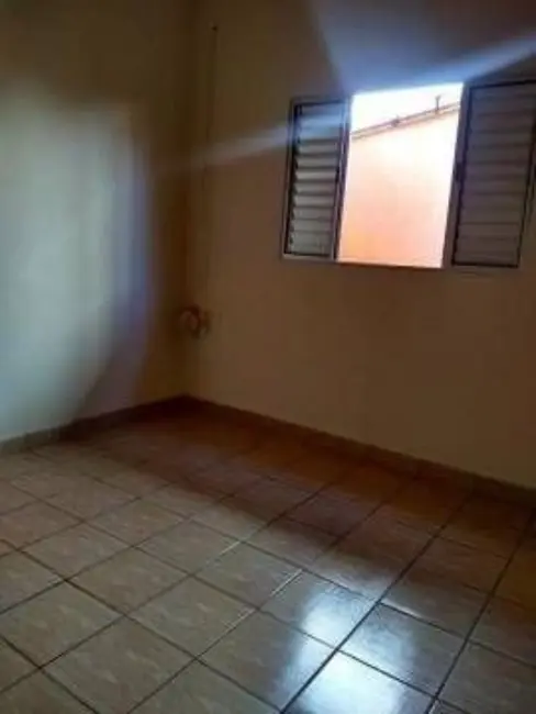 Casa com 2 quartos à venda, 125m2 em Santo Antônio, Osasco - SP - imagem 9 Foto 9 de Casa com 2 quartos à venda, 125m2 em Santo Antônio, Osasco - SP