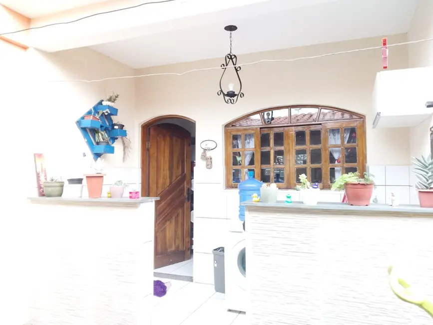 Casa com 3 quartos à venda, 179m2 em Jardim Maria Tereza, Barueri - SP - imagem 8 Foto 8 de Casa com 3 quartos à venda, 179m2 em Jardim Maria Tereza, Barueri - SP