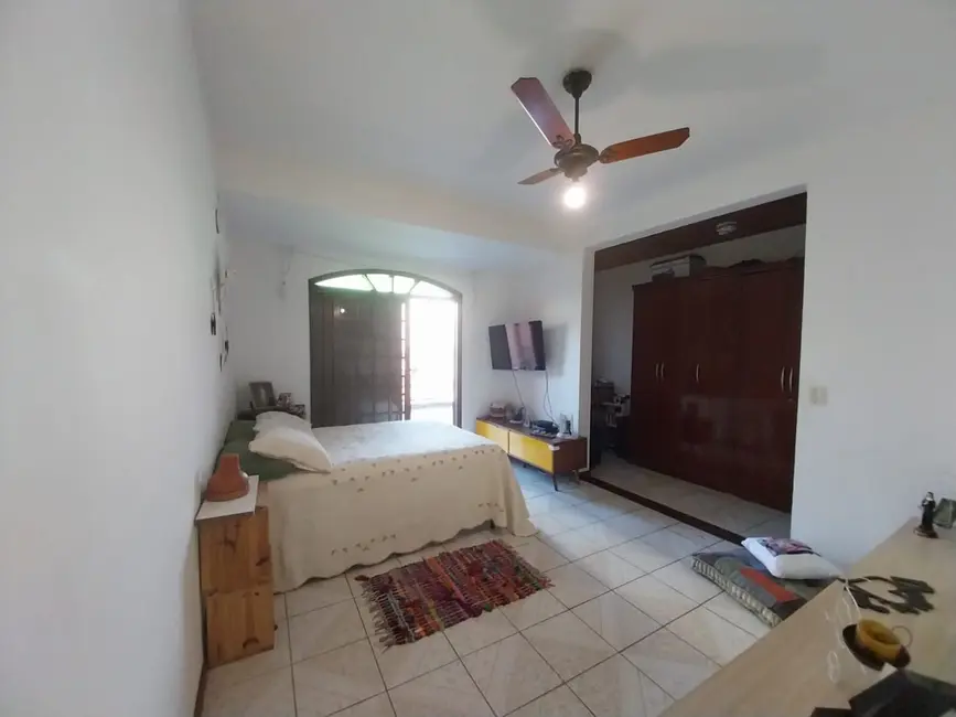 Casa com 3 quartos à venda, 179m2 em Jardim Maria Tereza, Barueri - SP - imagem 7 Foto 7 de Casa com 3 quartos à venda, 179m2 em Jardim Maria Tereza, Barueri - SP