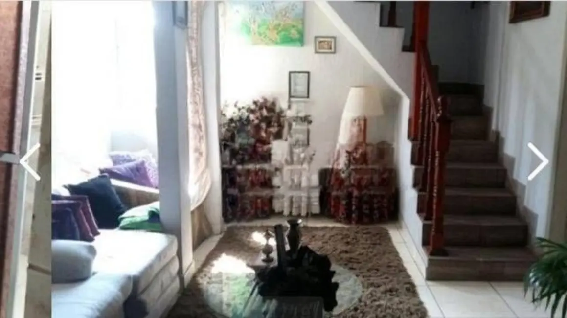 Foto 2 de Casa com 5 quartos à venda, 90m2 em Bandeiras, Osasco - SP