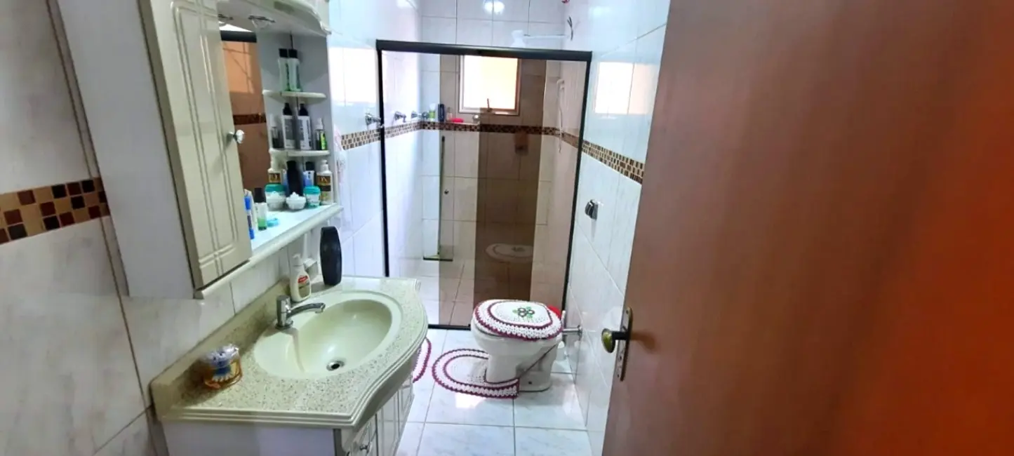 Foto 8 de Casa com 3 quartos à venda, 232m2 em Conceição, Osasco - SP