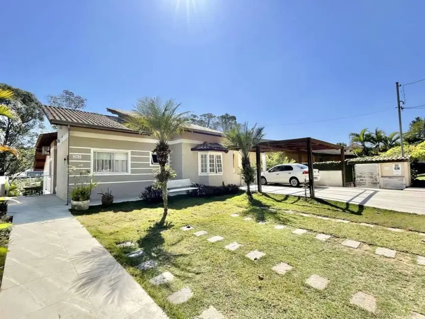 Foto 3 de Casa de Condomínio com 5 quartos à venda, 400m2 em Jardim do Golf I, Jandira - SP