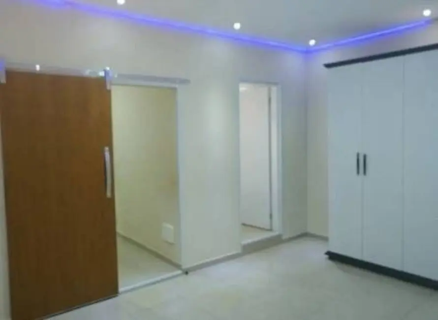 Foto 2 de Casa com 3 quartos à venda, 125m2 em Jardim Maria Helena, Barueri - SP