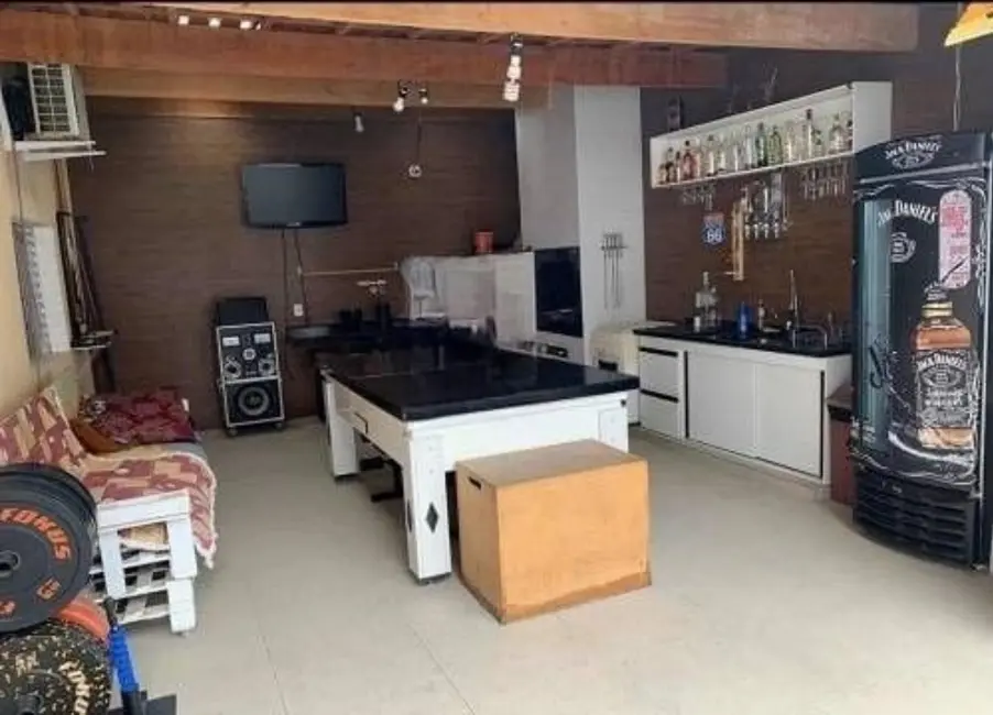 Foto 2 de Casa com 4 quartos à venda, 125m2 em Veloso, Osasco - SP