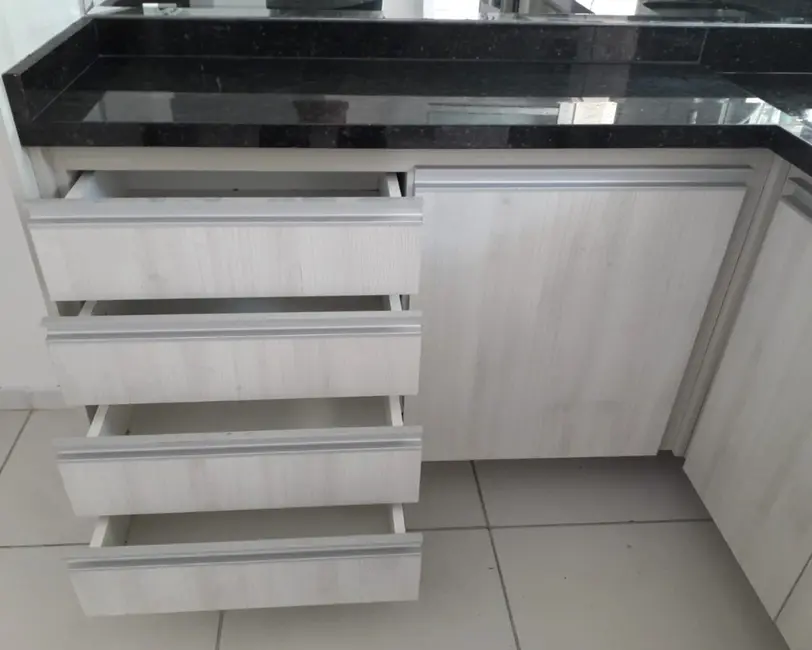 Foto 8 de Casa de Condomínio com 3 quartos para alugar, 213m2 em Paisagem Renoir, Cotia - SP