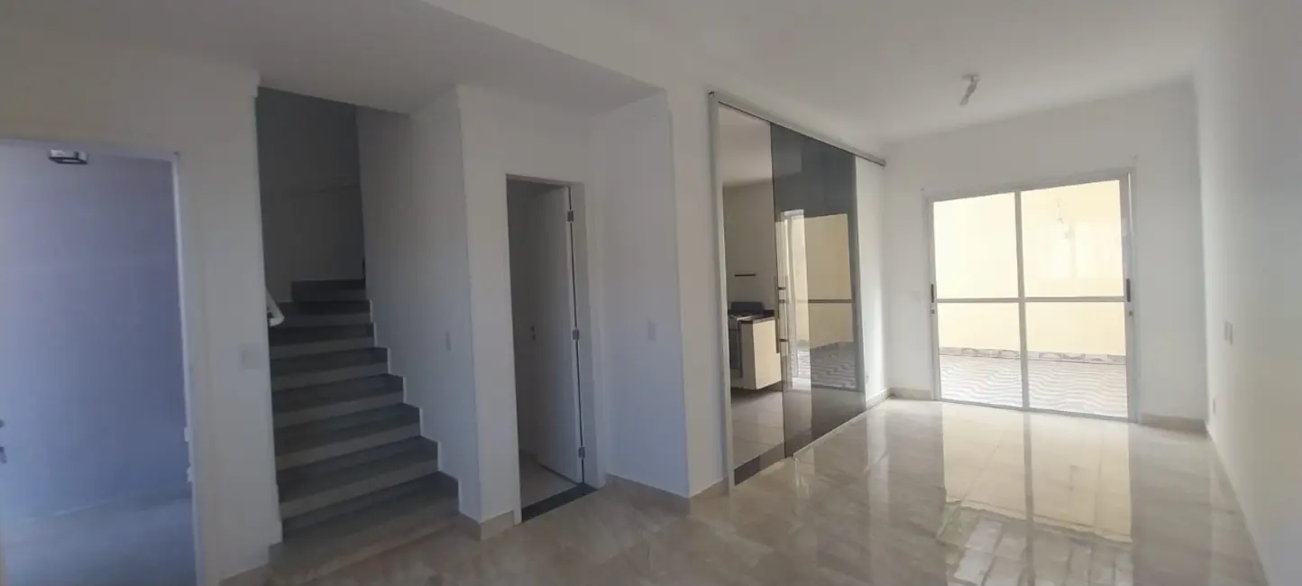 Foto 1 de Casa de Condomínio com 3 quartos para alugar, 213m2 em Paisagem Renoir, Cotia - SP