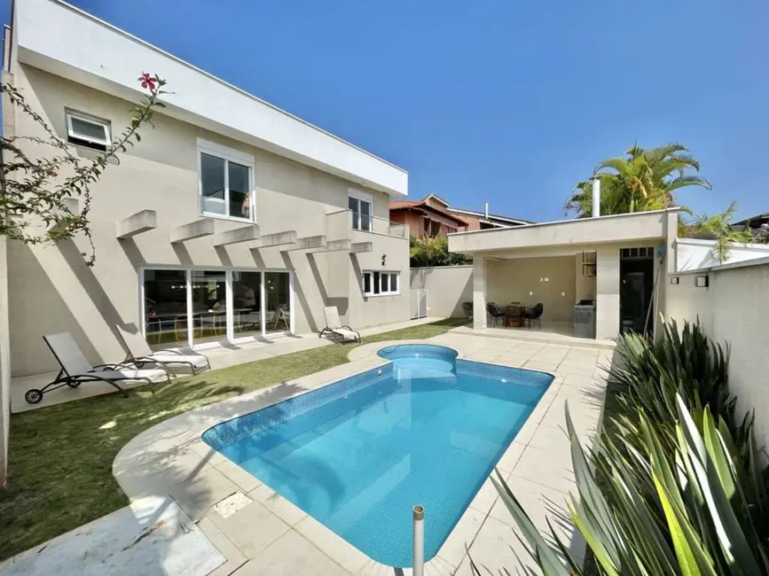 Casa de Condomínio com 4 quartos à venda, 359m2 em São Paulo II, Cotia - SP - imagem 3 Foto 3 de Casa de Condomínio com 4 quartos à venda, 359m2 em São Paulo II, Cotia - SP