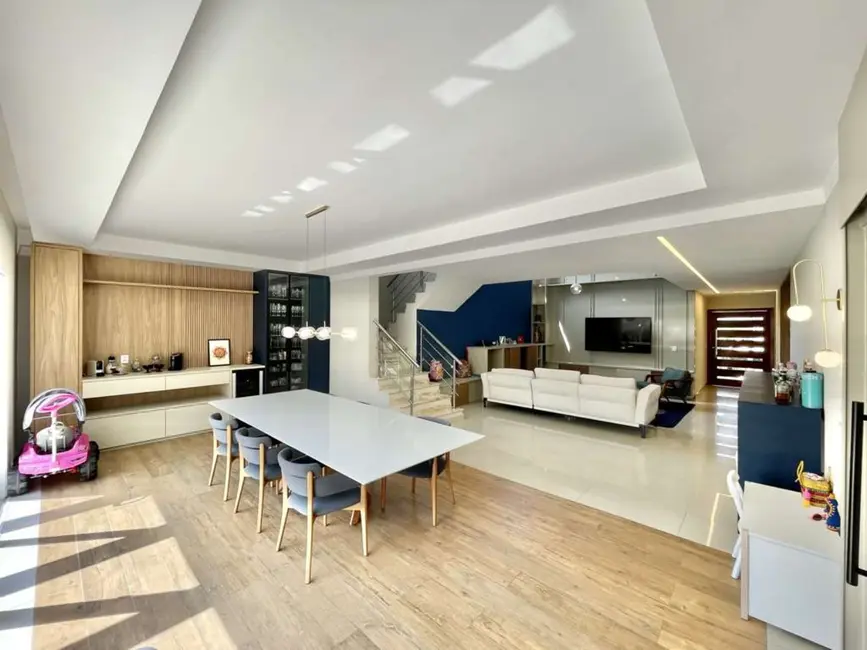 Foto 1 de Casa de Condomínio com 4 quartos à venda, 359m2 em São Paulo II, Cotia - SP
