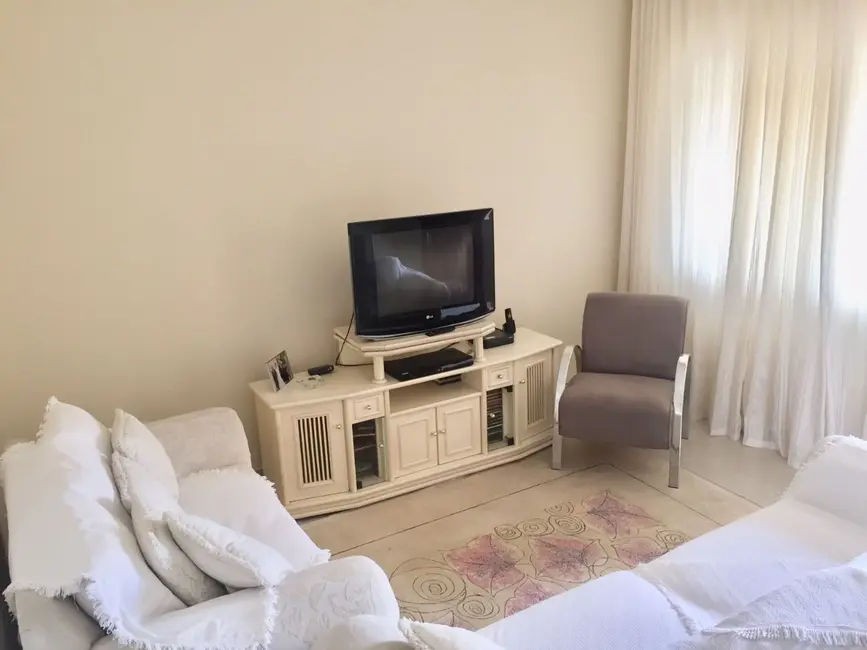 Foto 3 de Casa com 2 quartos à venda, 190m2 em Cipava, Osasco - SP