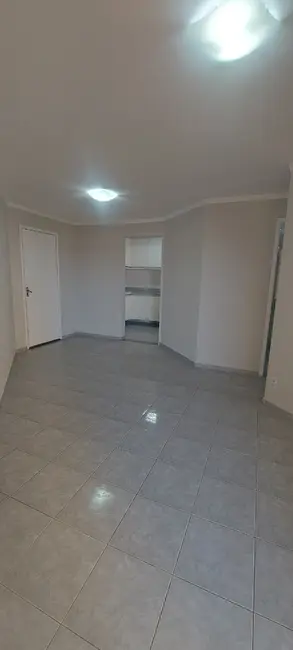 Foto 2 de Apartamento com 2 quartos para alugar, 56m2 em Padroeira, Osasco - SP
