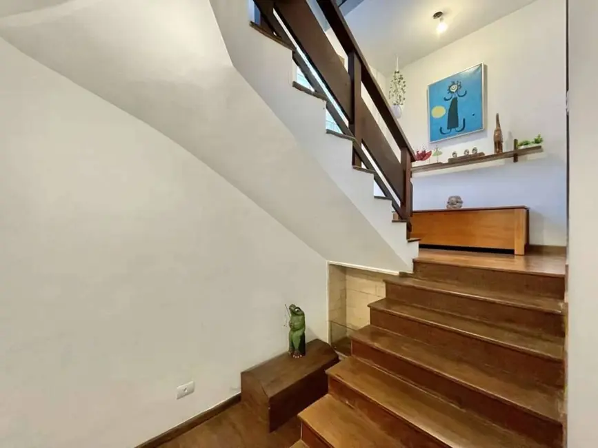 Foto 9 de Casa de Condomínio com 3 quartos à venda, 398m2 em Condomínio Iolanda, Taboao Da Serra - SP