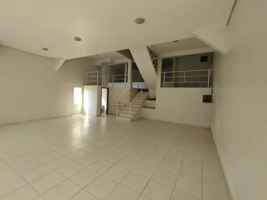 Casa com 6 quartos à venda, 491m2 em Parque São Paulo, Cotia - SP - imagem 8 Foto 8 de Casa com 6 quartos à venda, 491m2 em Parque São Paulo, Cotia - SP