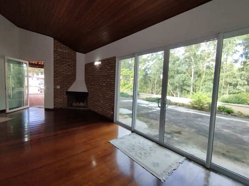 Foto 1 de Casa de Condomínio com 3 quartos à venda e para alugar, 340m2 em Granja Viana, Cotia - SP