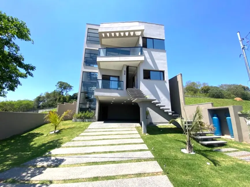 Foto 1 de Casa com 3 quartos à venda, 357m2 em Residencial dos Lagos, Cotia - SP