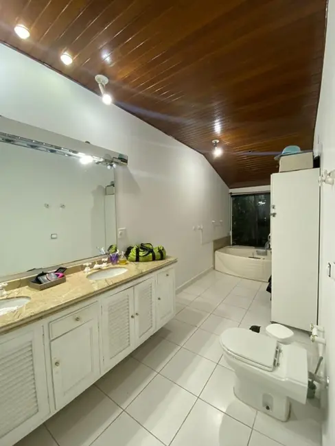 Foto 7 de Casa com 4 quartos à venda, 379m2 em Nova Higienópolis, Jandira - SP