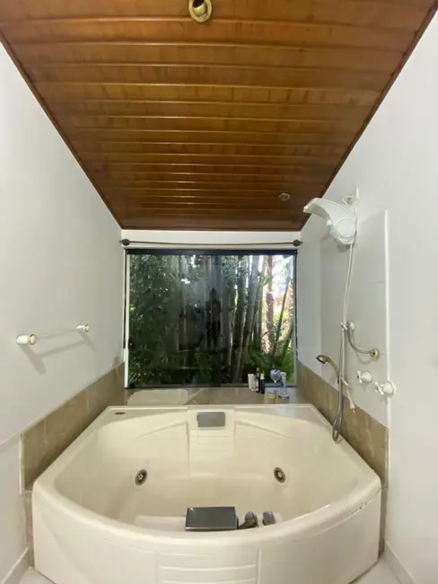 Foto 6 de Casa com 4 quartos à venda, 379m2 em Nova Higienópolis, Jandira - SP