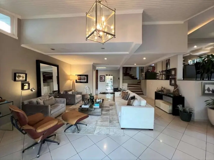 Foto 7 de Casa com 4 quartos à venda, 496m2 em Vila Santo Antônio, Cotia - SP