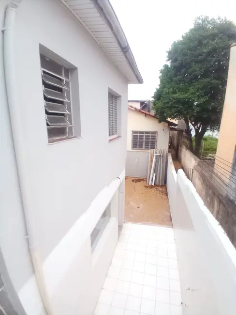 Casa com 3 quartos para alugar, 302m2 em Presidente Altino, Osasco - SP - imagem 9 Foto 9 de Casa com 3 quartos para alugar, 302m2 em Presidente Altino, Osasco - SP