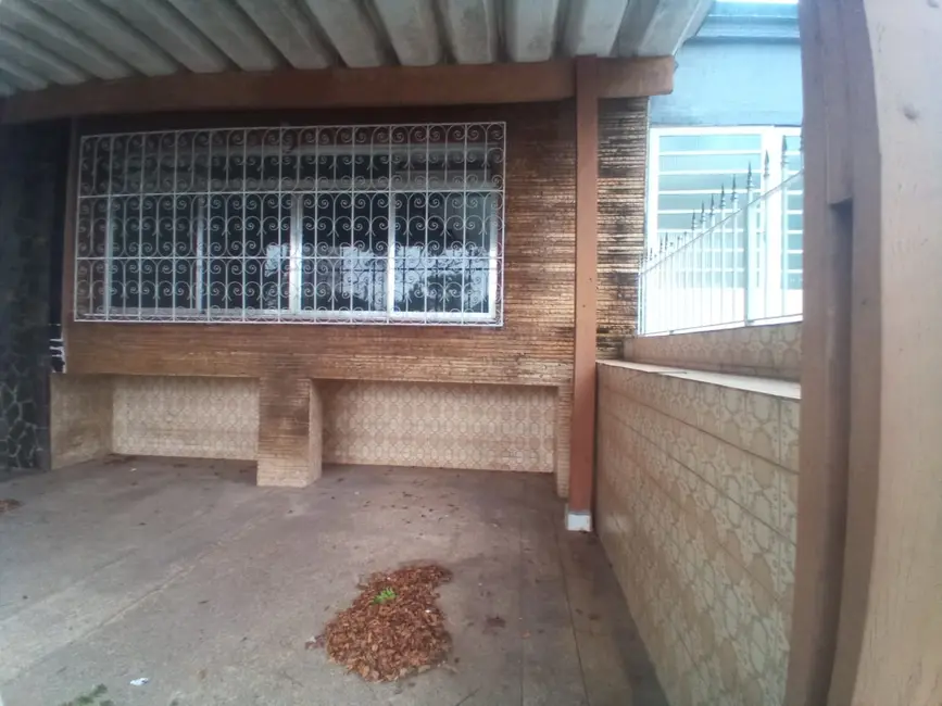 Casa com 3 quartos para alugar, 302m2 em Presidente Altino, Osasco - SP - imagem 3 Foto 3 de Casa com 3 quartos para alugar, 302m2 em Presidente Altino, Osasco - SP