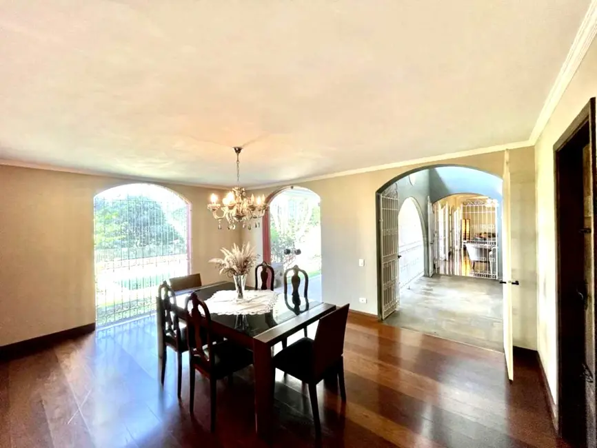 Foto 2 de Casa com 6 quartos à venda, 881m2 em Jardim Mediterrâneo, Cotia - SP