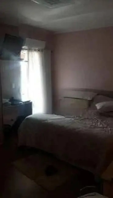 Foto 9 de Casa com 4 quartos à venda, 150m2 em Ayrosa, Osasco - SP