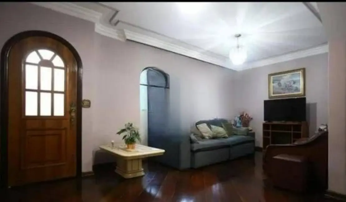 Casa com 4 quartos à venda, 327m2 em km 18, Osasco - SP - imagem 6 Foto 6 de Casa com 4 quartos à venda, 327m2 em km 18, Osasco - SP