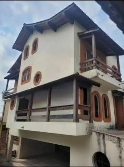 Casa com 4 quartos à venda, 327m2 em km 18, Osasco - SP - imagem 9 Foto 9 de Casa com 4 quartos à venda, 327m2 em km 18, Osasco - SP