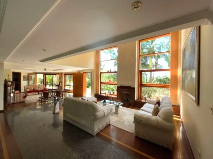 Foto 4 de Casa com 3 quartos à venda, 332m2 em Parque Dom Henrique, Cotia - SP