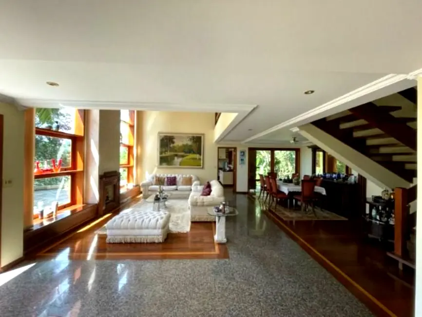 Foto 3 de Casa com 3 quartos à venda, 332m2 em Parque Dom Henrique, Cotia - SP