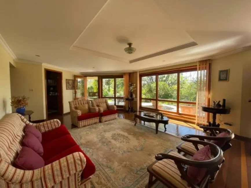 Foto 8 de Casa com 3 quartos à venda, 332m2 em Parque Dom Henrique, Cotia - SP