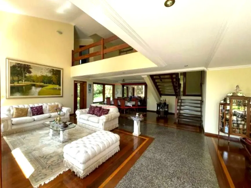 Foto 2 de Casa com 3 quartos à venda, 332m2 em Parque Dom Henrique, Cotia - SP