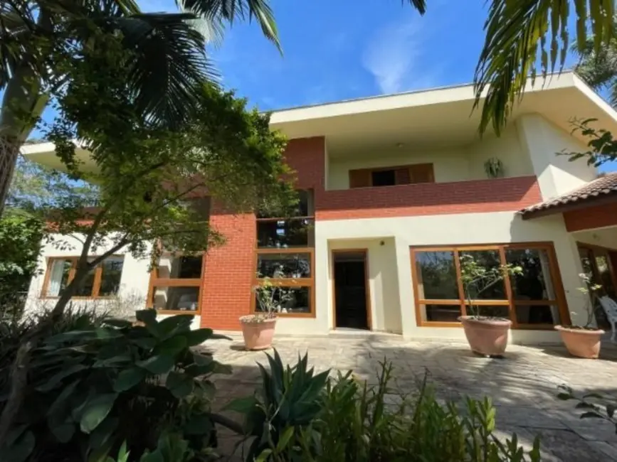 Foto 1 de Casa com 3 quartos à venda, 332m2 em Parque Dom Henrique, Cotia - SP