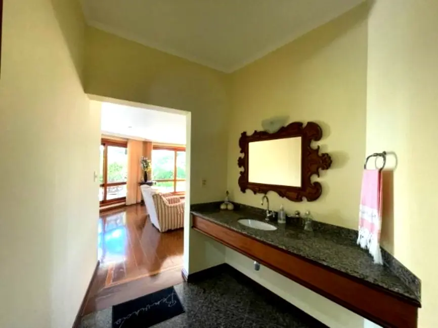 Foto 5 de Casa com 3 quartos à venda, 332m2 em Parque Dom Henrique, Cotia - SP