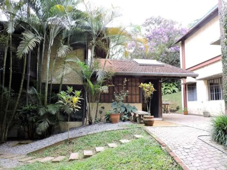 Foto 1 de Casa de Condomínio com 3 quartos à venda, 365m2 em Chácara dos Junqueiras, Carapicuiba - SP