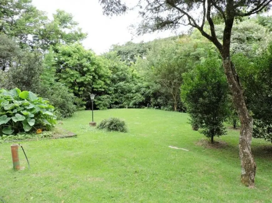 Casa de Condomínio com 3 quartos à venda, 365m2 em Chácara dos Junqueiras, Carapicuiba - SP - imagem 3 Foto 3 de Casa de Condomínio com 3 quartos à venda, 365m2 em Chácara dos Junqueiras, Carapicuiba - SP