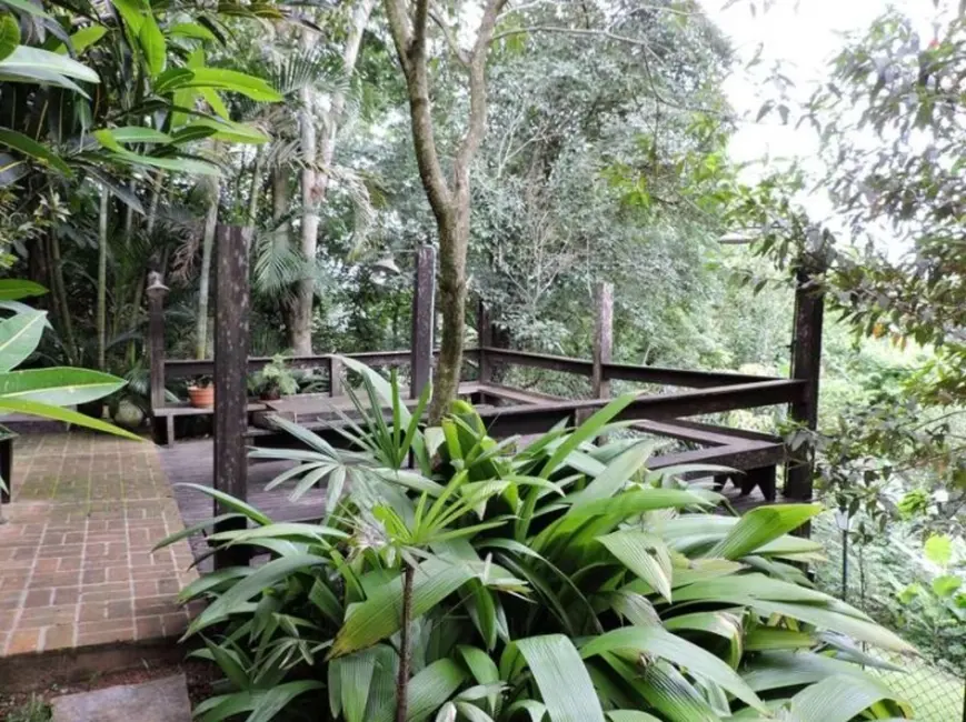 Casa de Condomínio com 3 quartos à venda, 365m2 em Chácara dos Junqueiras, Carapicuiba - SP - imagem 8 Foto 8 de Casa de Condomínio com 3 quartos à venda, 365m2 em Chácara dos Junqueiras, Carapicuiba - SP
